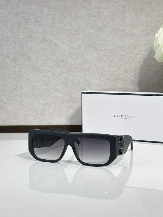Picture of Givenchy Sunglasses _SKUfw77894636fw